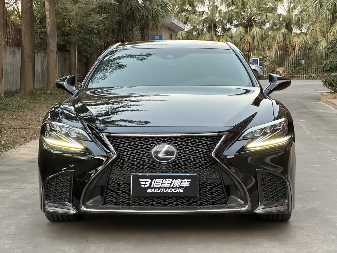 Lexus LS  из Китая