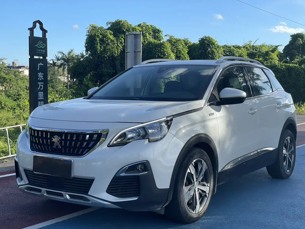 Peugeot 4008  из Китая