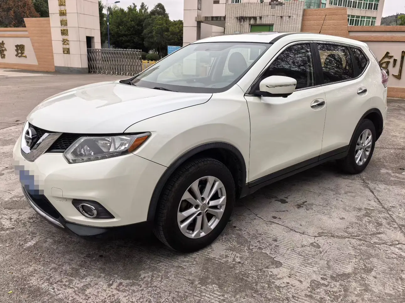 Nissan X-Trail (Qijun)  из Китая