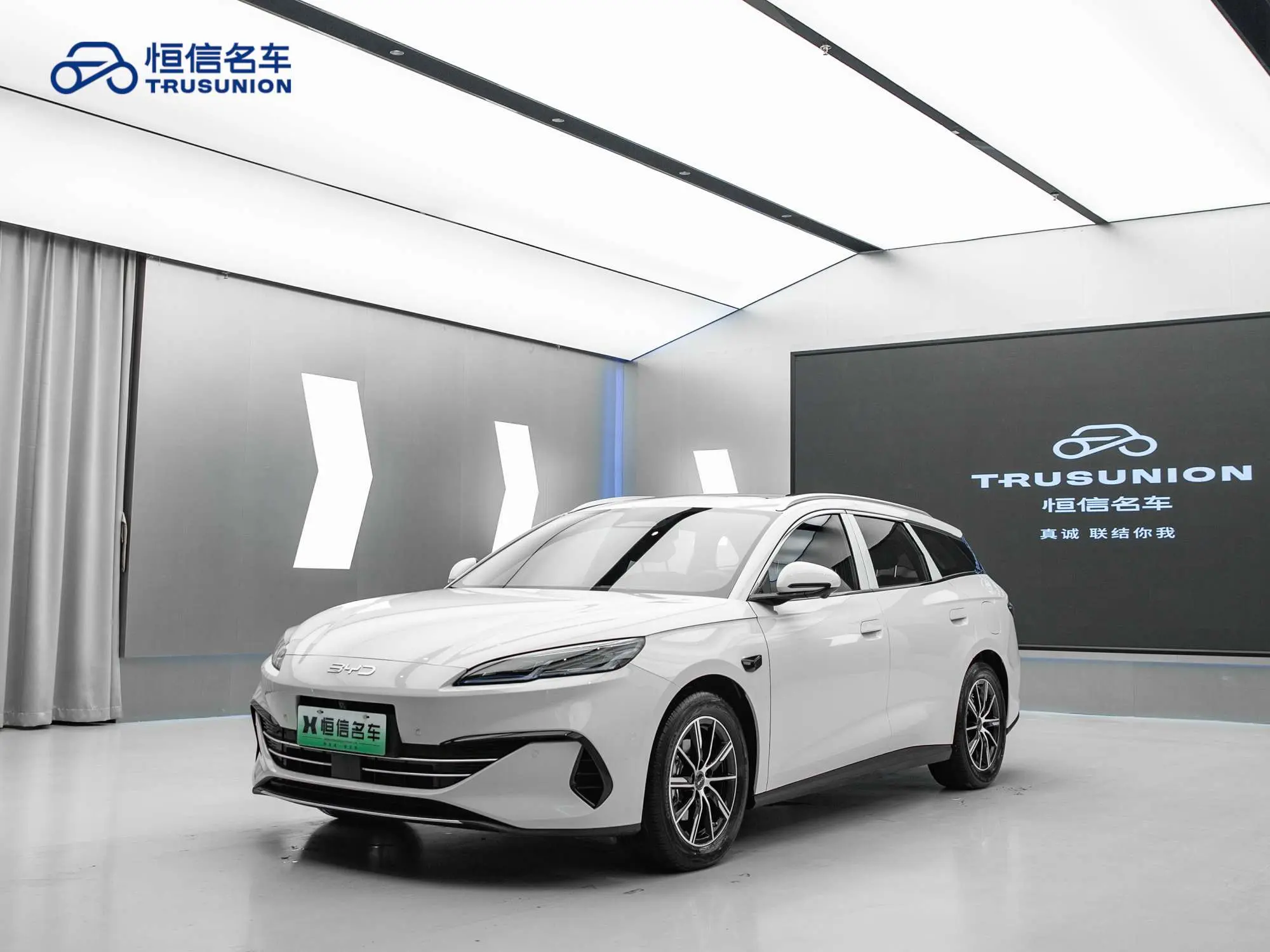 BYD Seal 06DM Travel Edition  из Китая