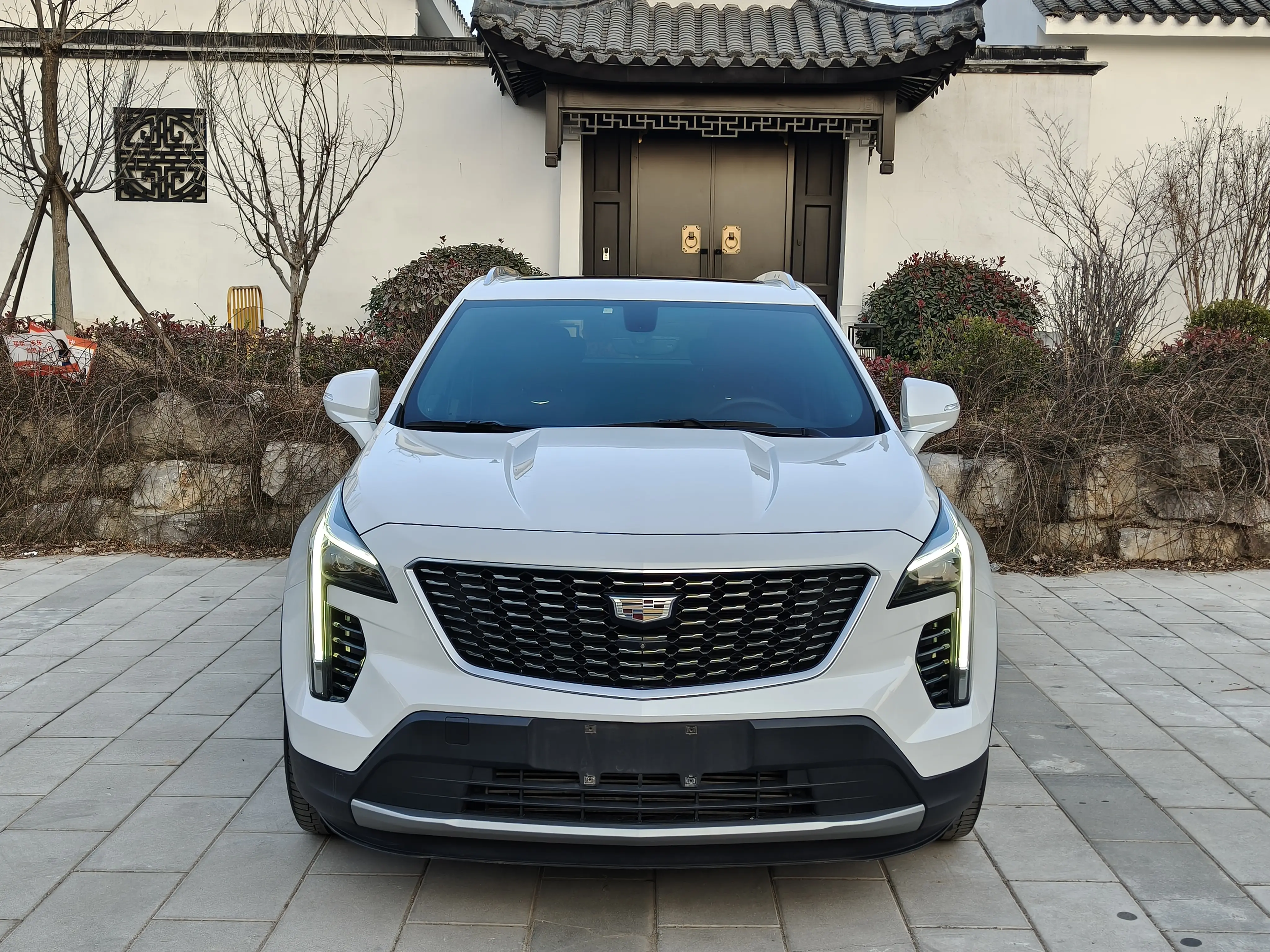 Cadillac XT4  из Китая