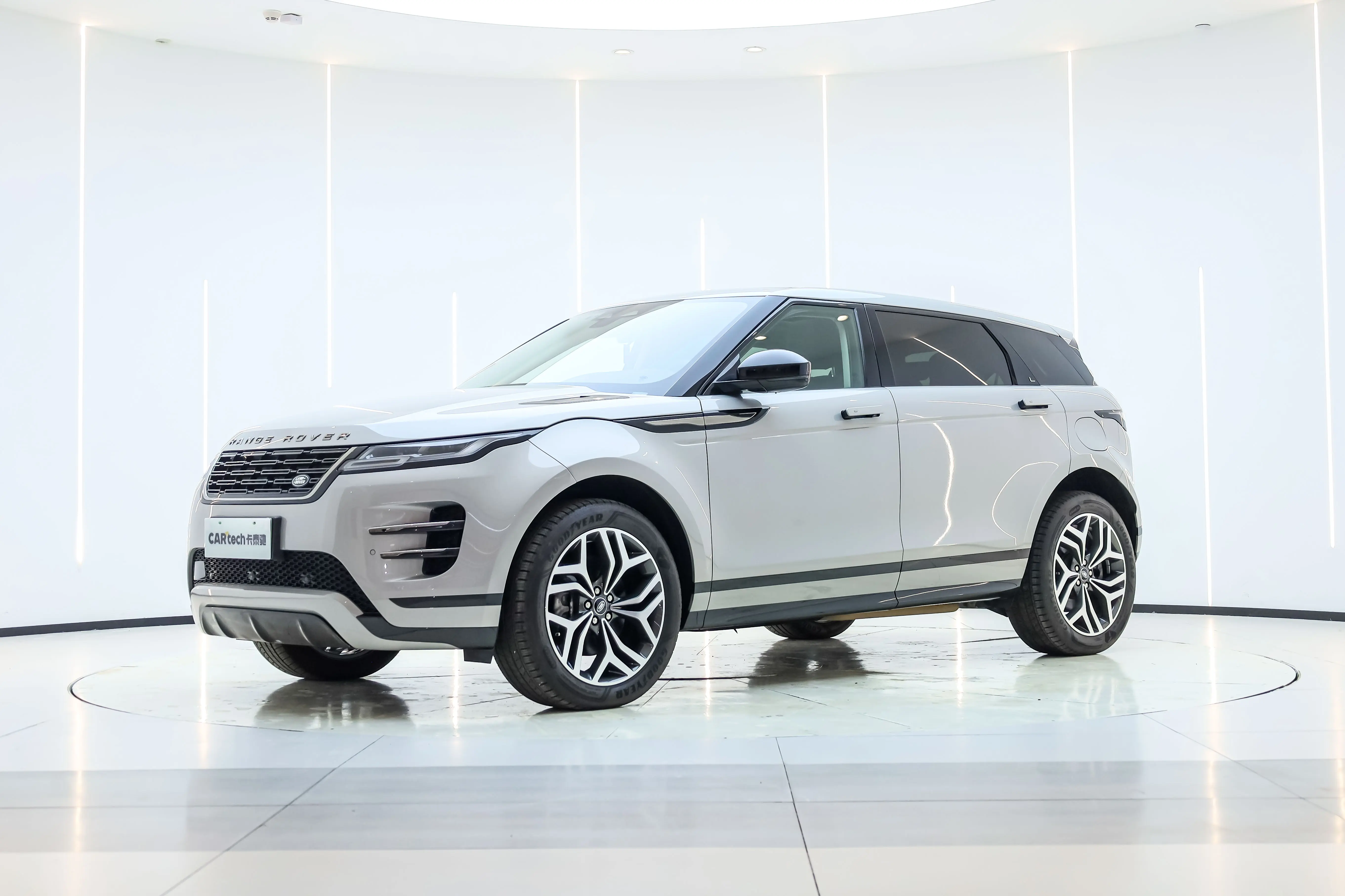 Land Rover Range Rover Evoque PHEV  из Китая