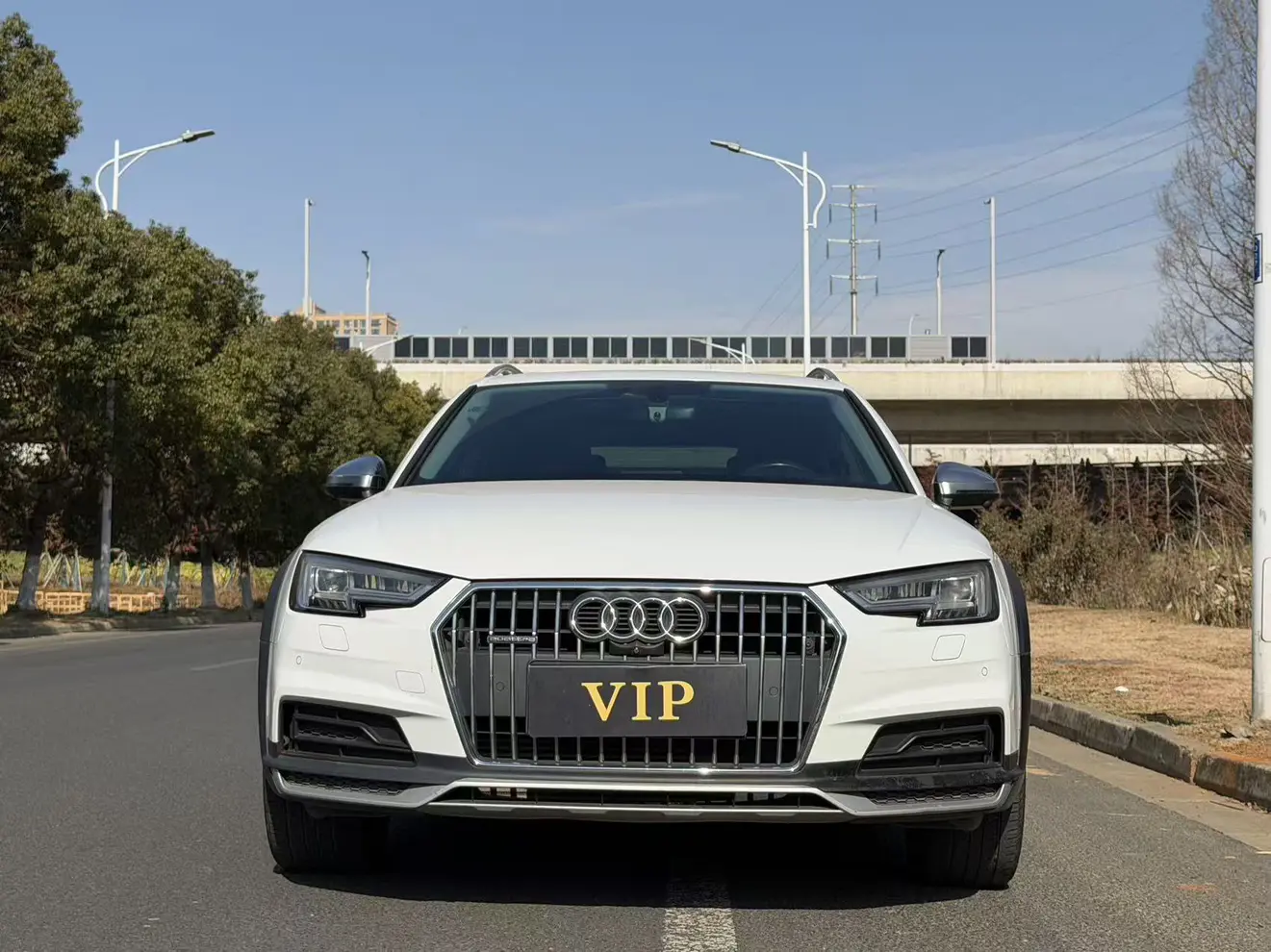 Audi A4  из Китая