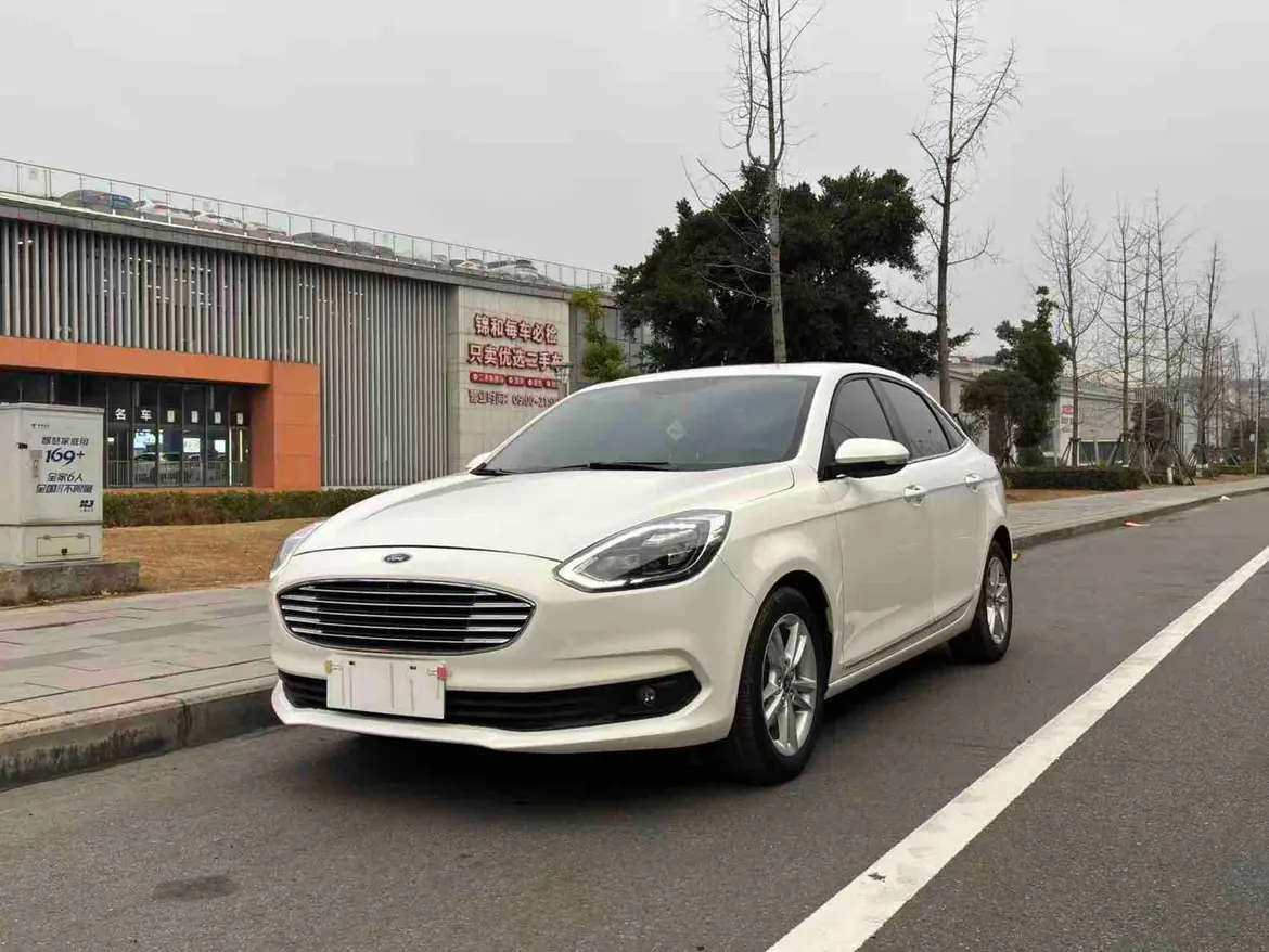 Ford Forrest  из Китая