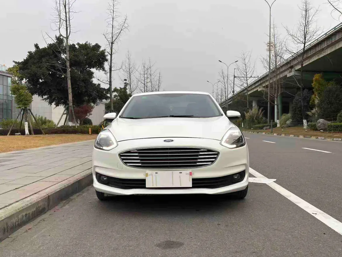 Ford Forrest  из Китая