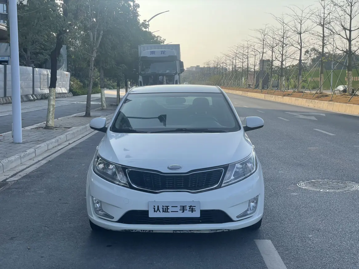 Kia K2  из Китая