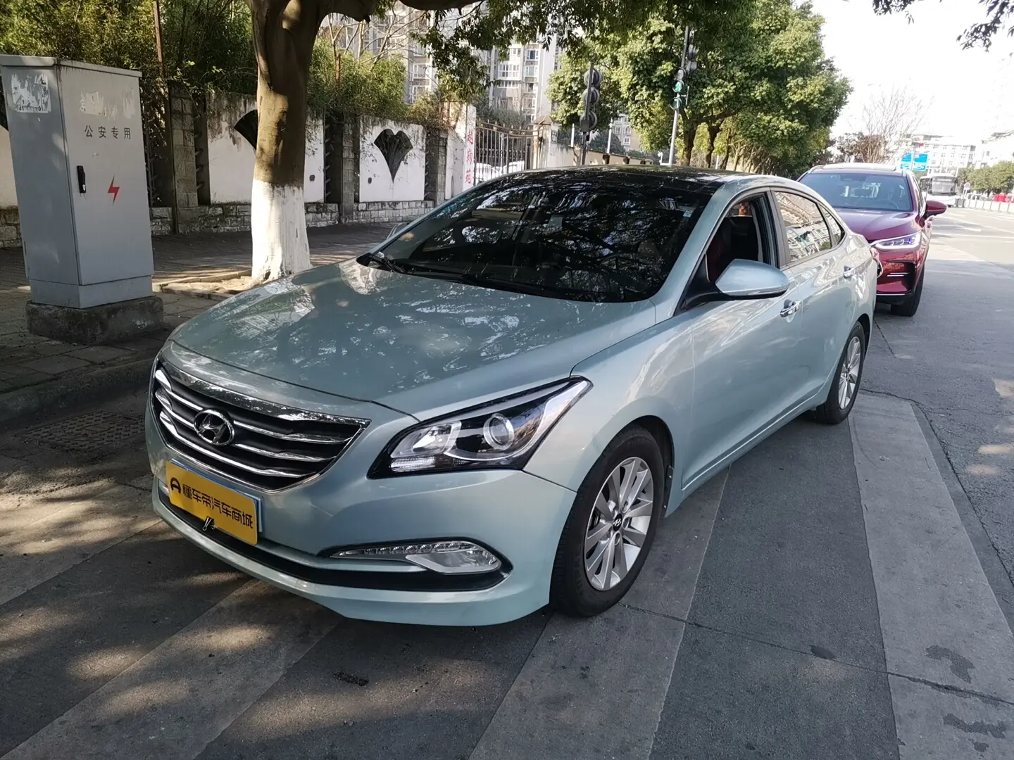 Hyundai Famous pictures  из Китая