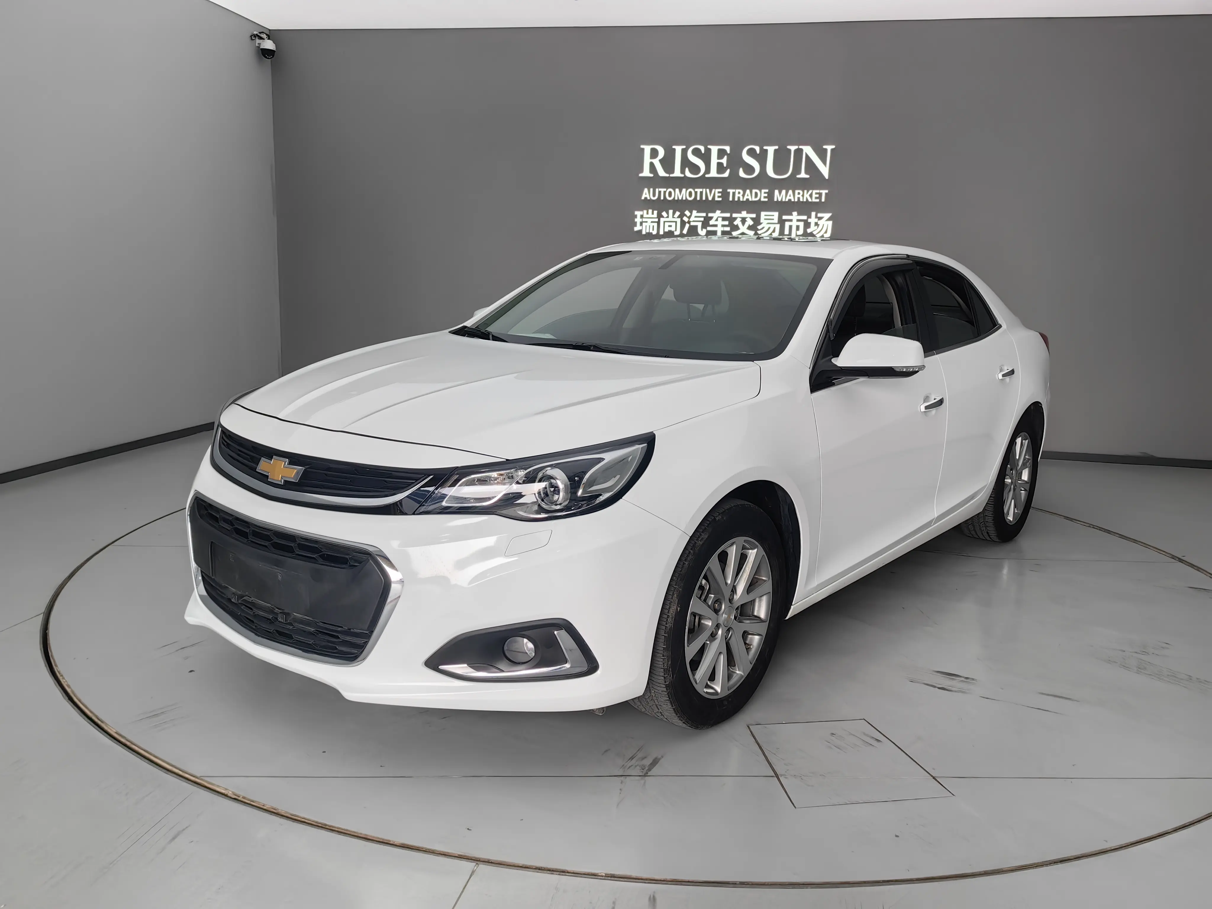 Chevrolet Malibu  из Китая