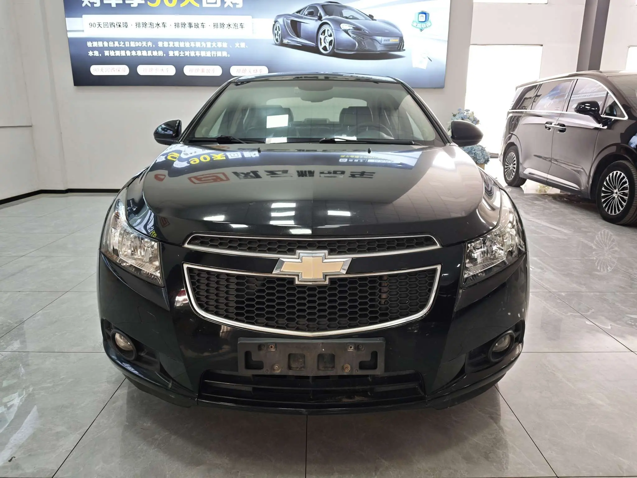 Chevrolet Monza (Cruze)  из Китая