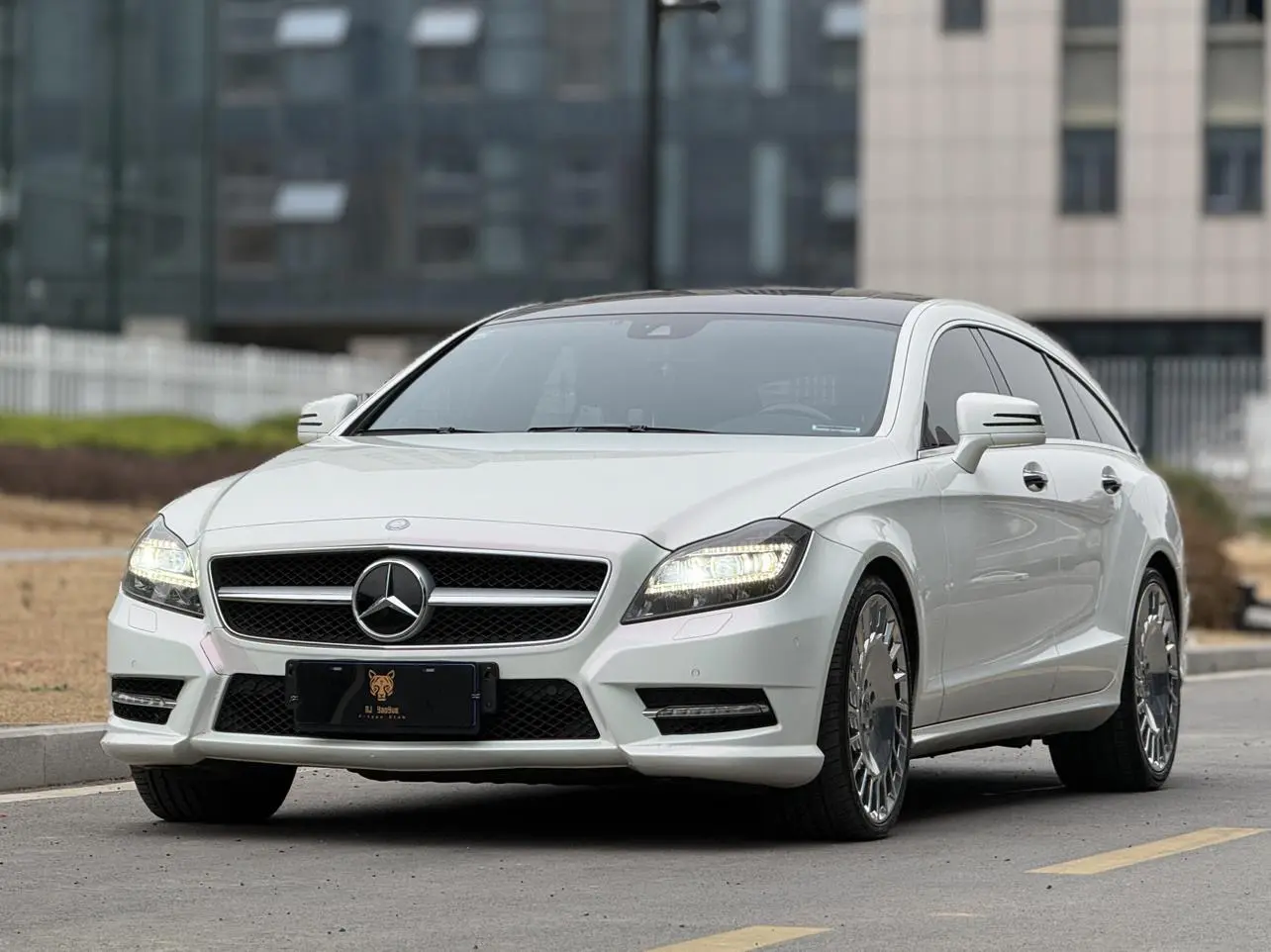 Mercedes-Benz Mercedes Benz CLS  из Китая