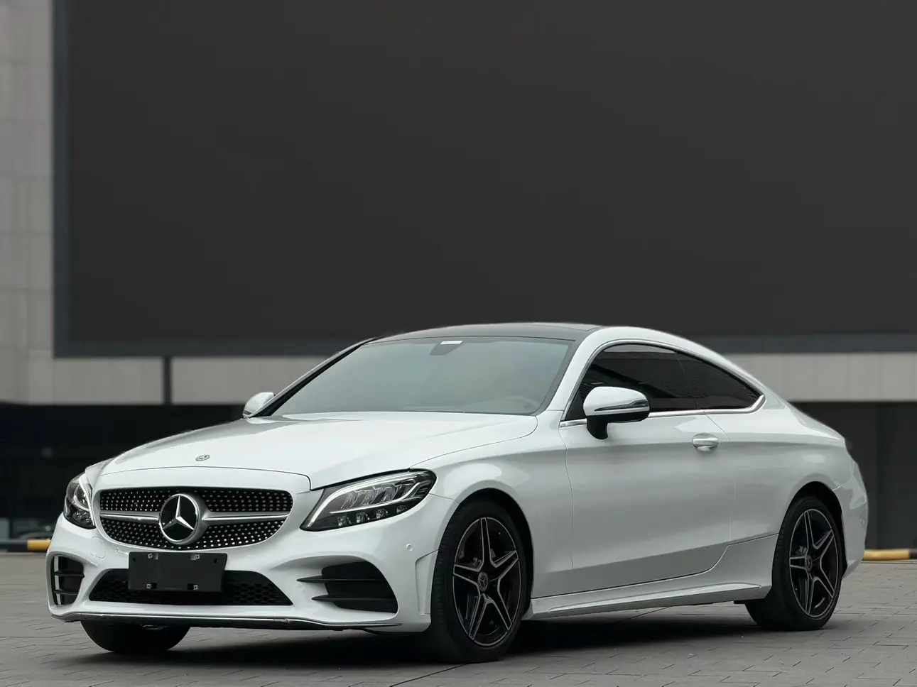 Mercedes-Benz C-Class  из Китая