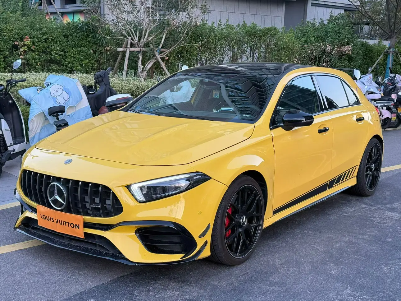 Mercedes-Benz A-Class AMG  из Китая