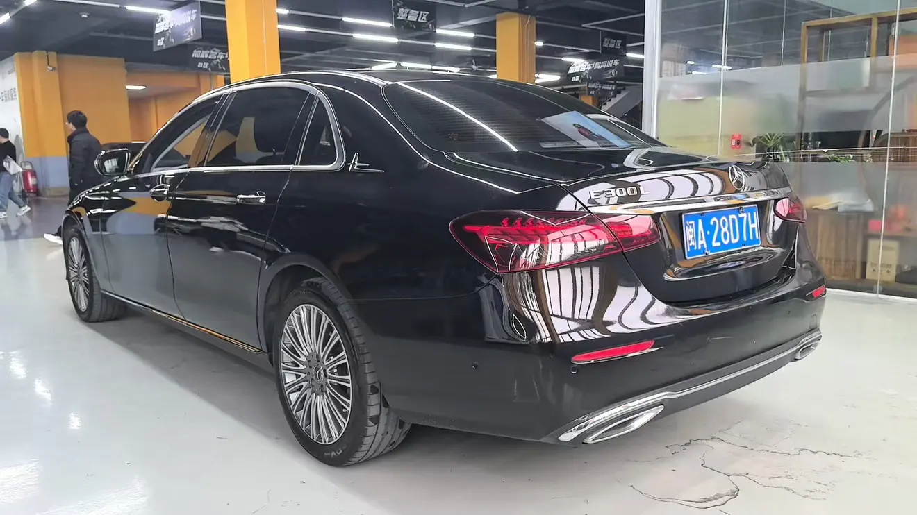 Mercedes-Benz E-Class  из Китая