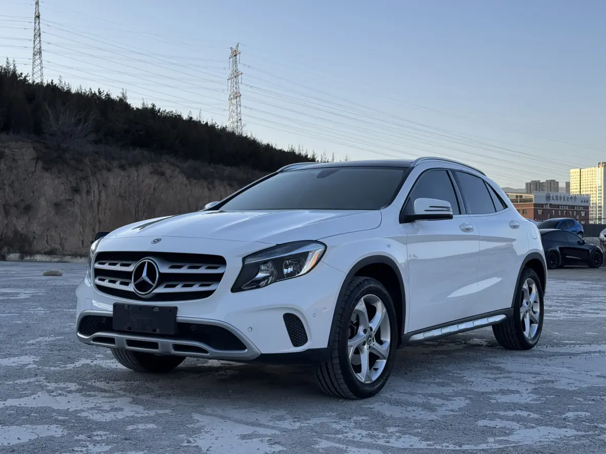 Mercedes-Benz GLA  из Китая