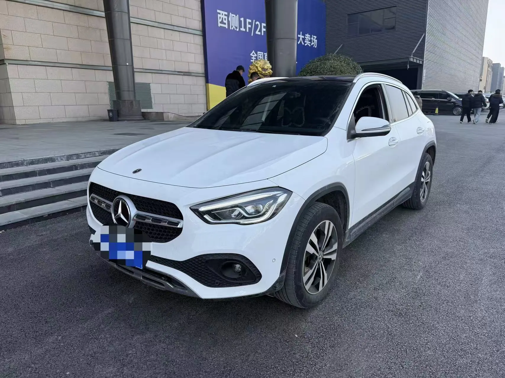 Mercedes-Benz GLA  из Китая