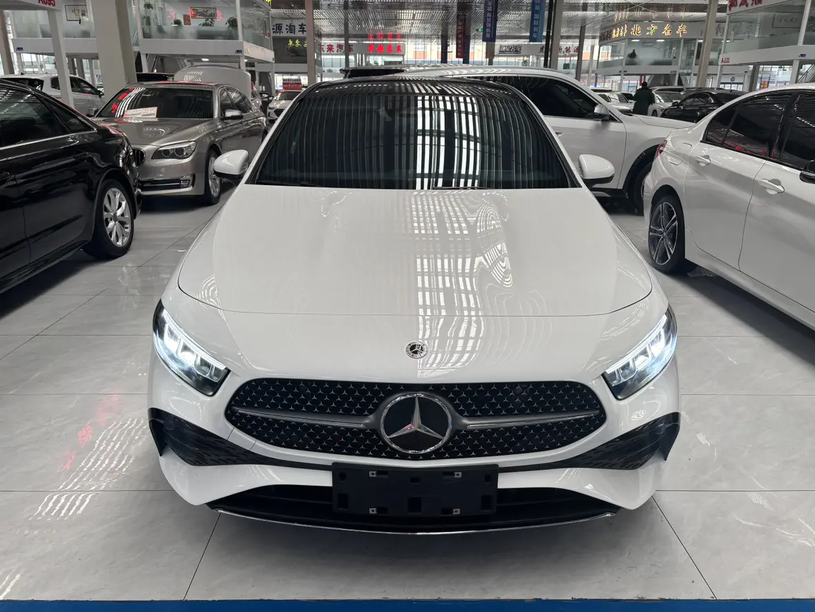 Mercedes-Benz Mercedes Benz A Class  из Китая