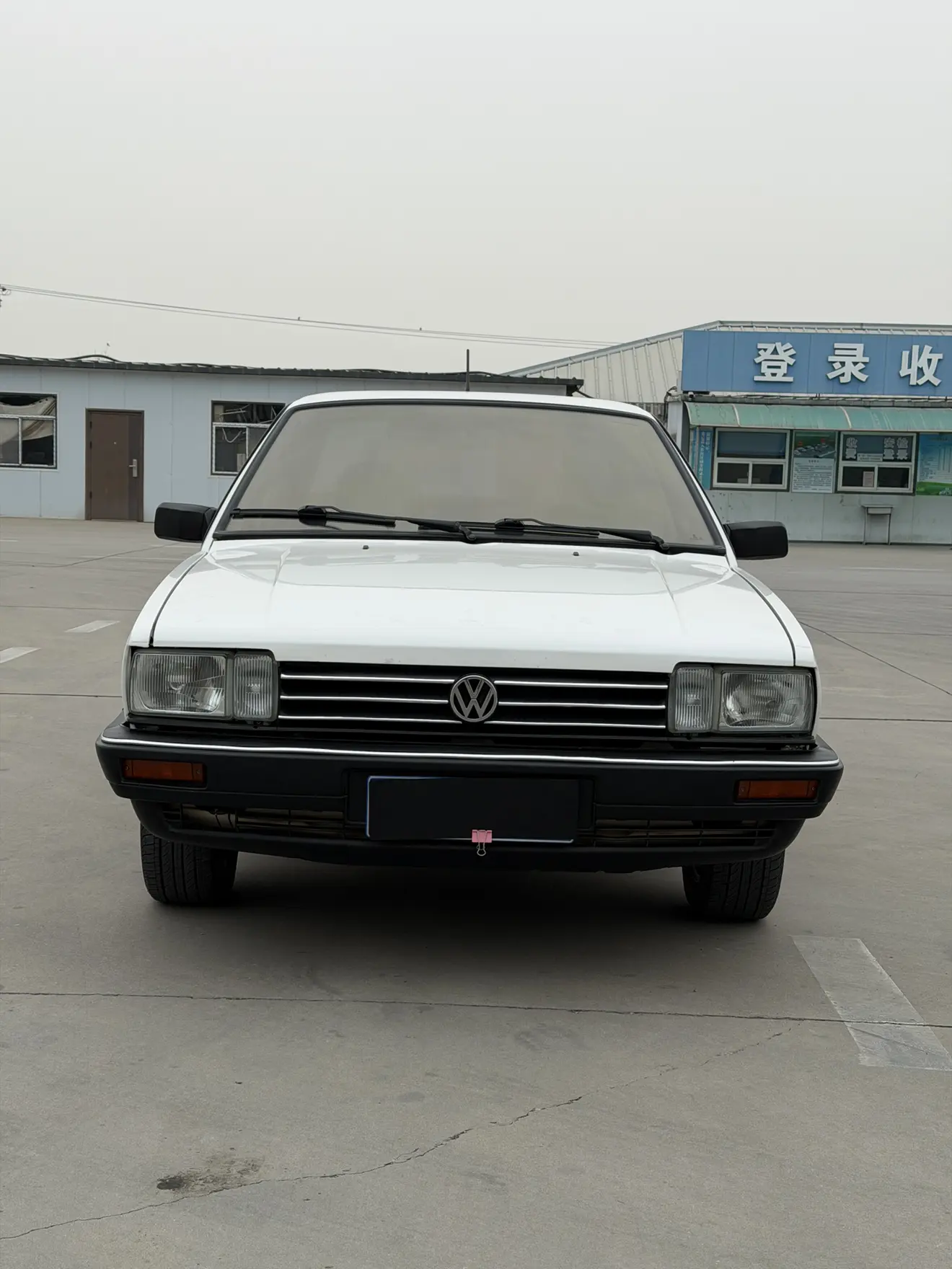 Volkswagen Santana Classic  из Китая