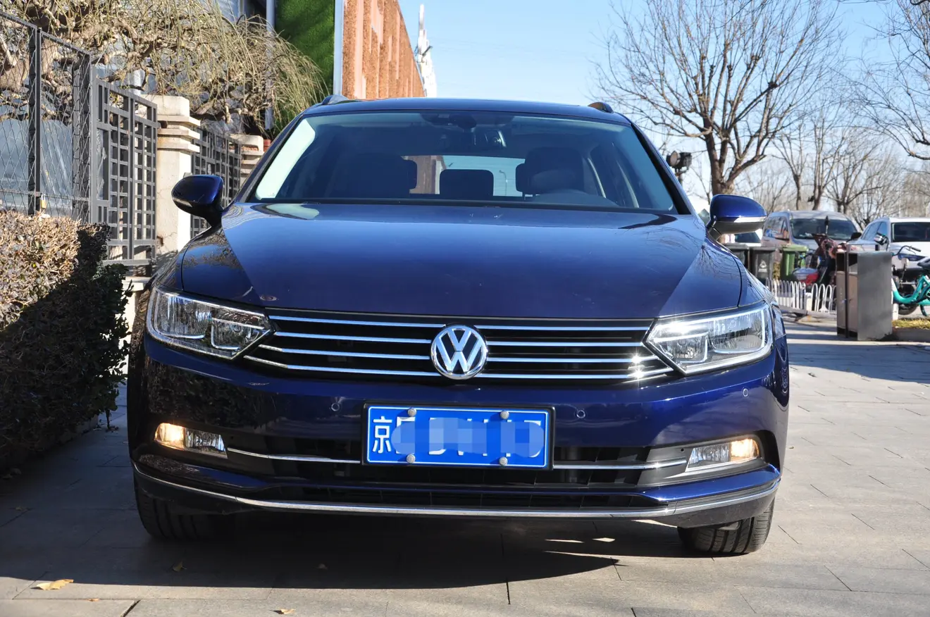 Volkswagen Wei Lan  из Китая