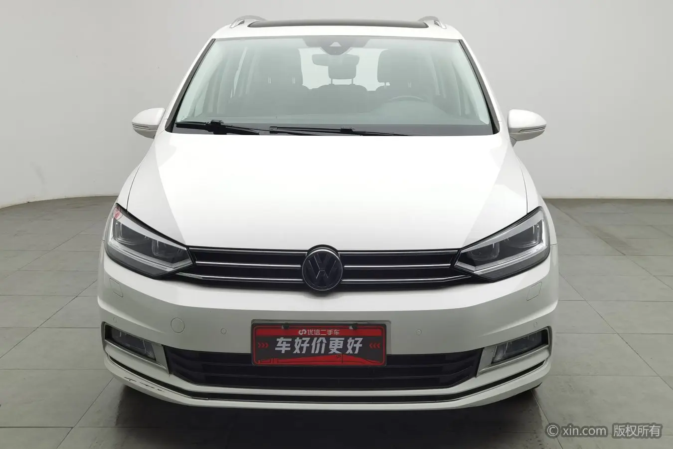 Volkswagen Touran L  из Китая