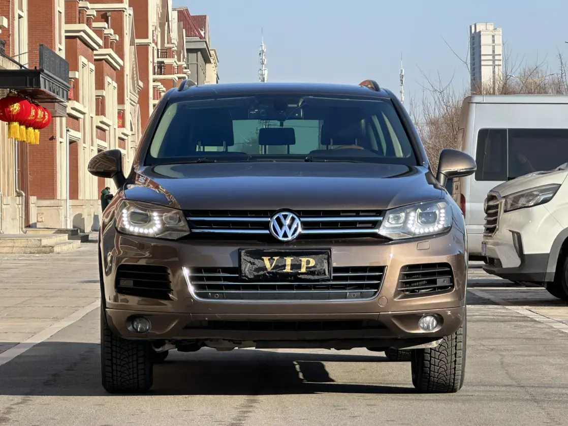 Volkswagen Touareg  из Китая