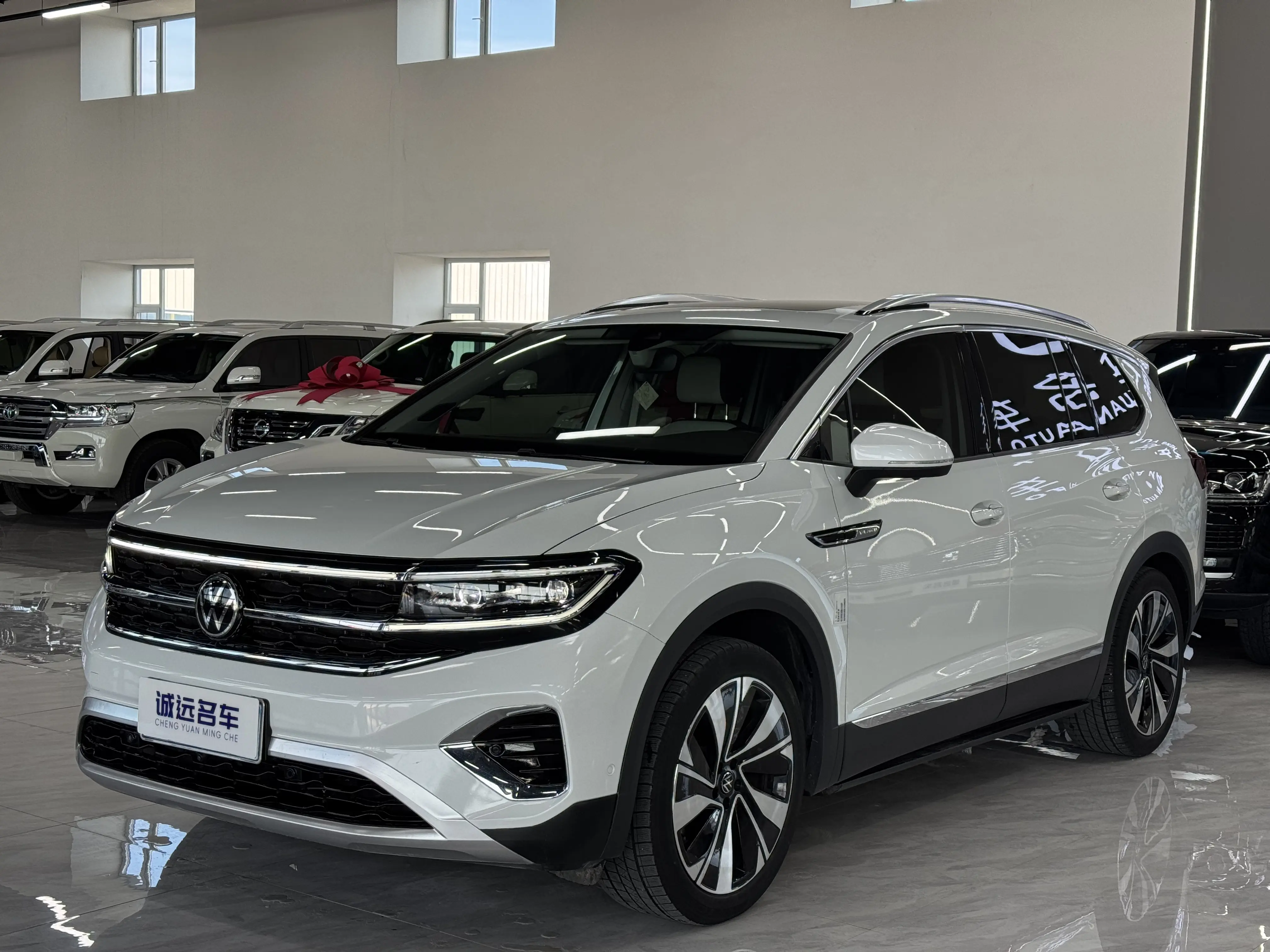 Volkswagen Talagon (Lan Jing)  из Китая