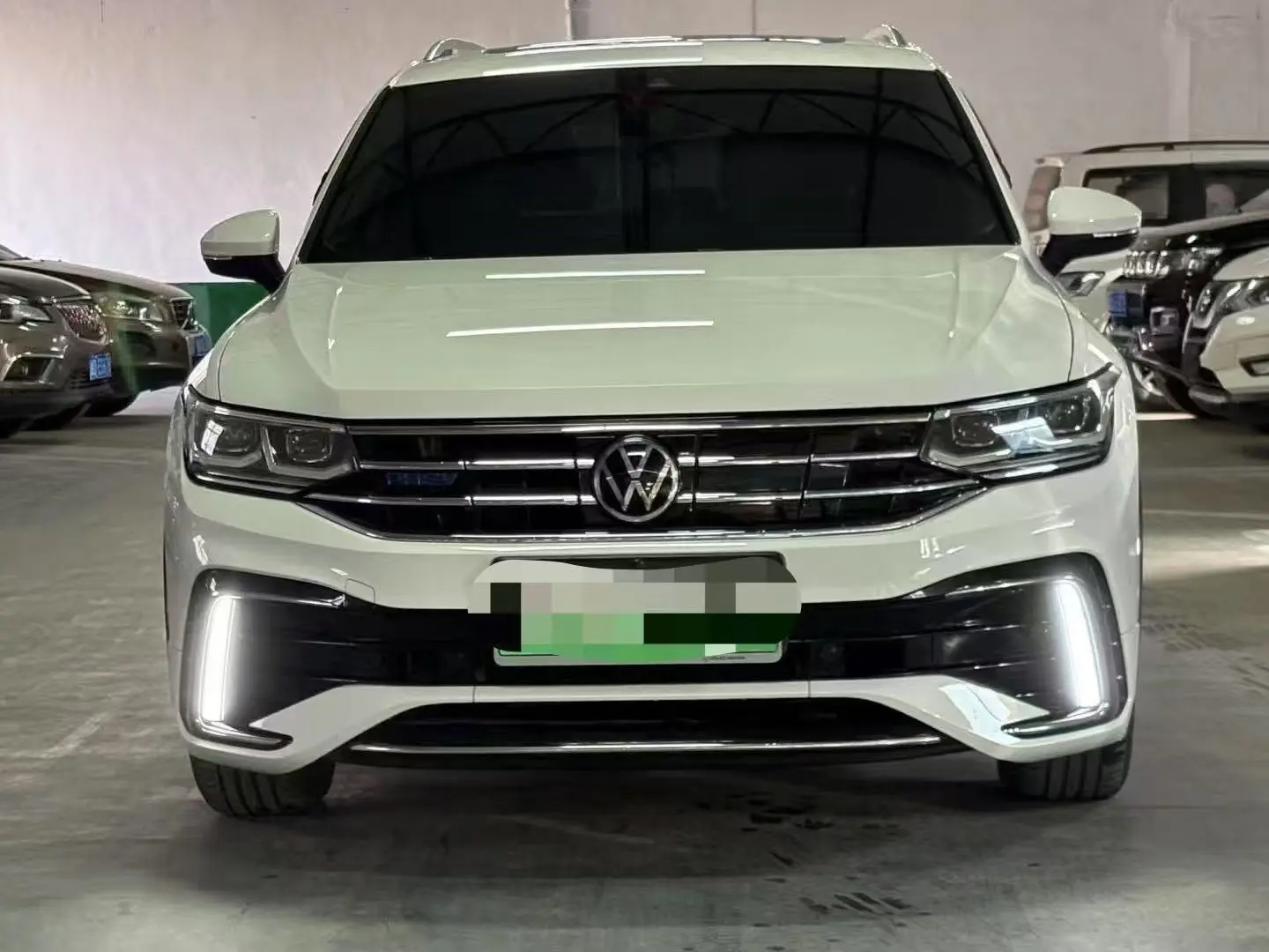 Volkswagen Tiguan L PHEV  из Китая