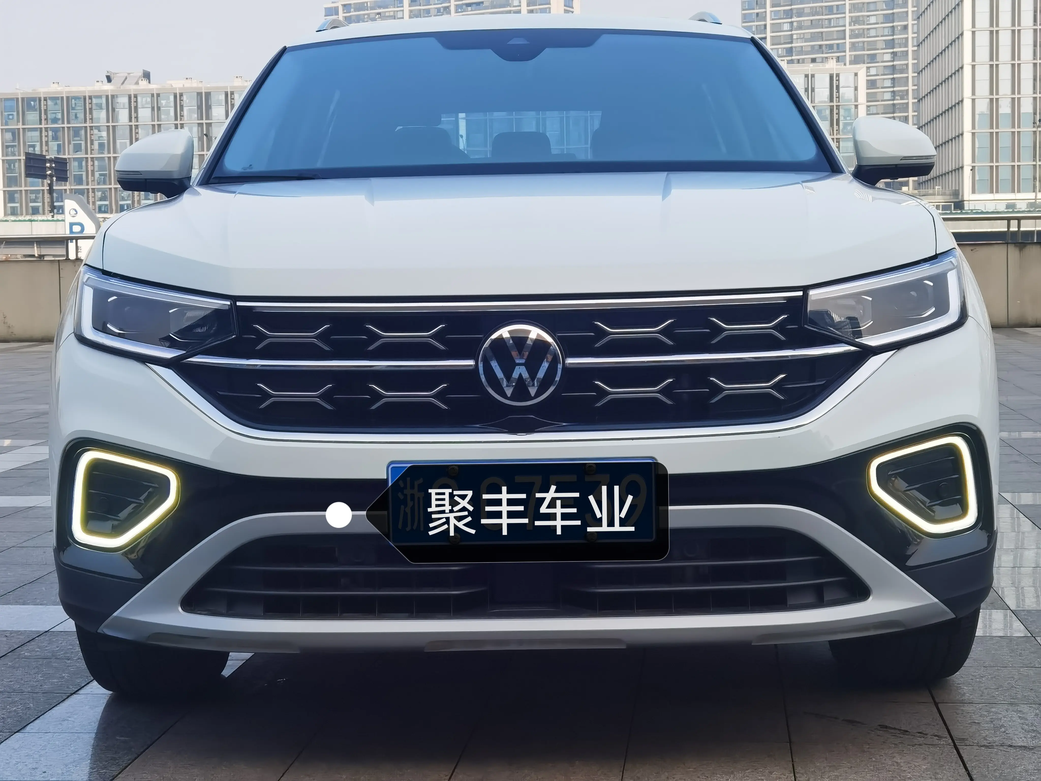 Volkswagen Tayron  из Китая