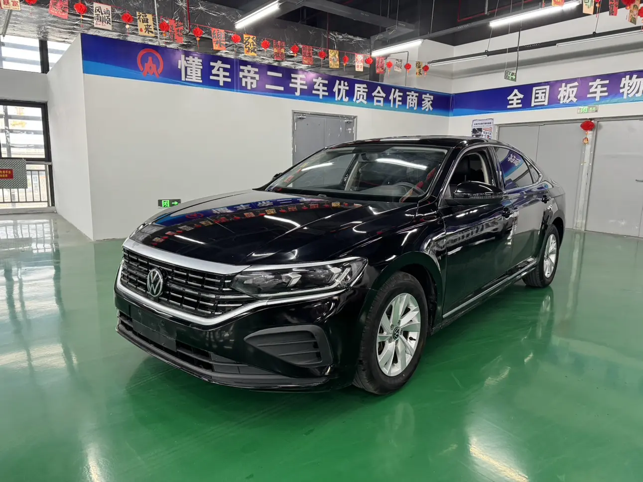 Volkswagen Passat  из Китая