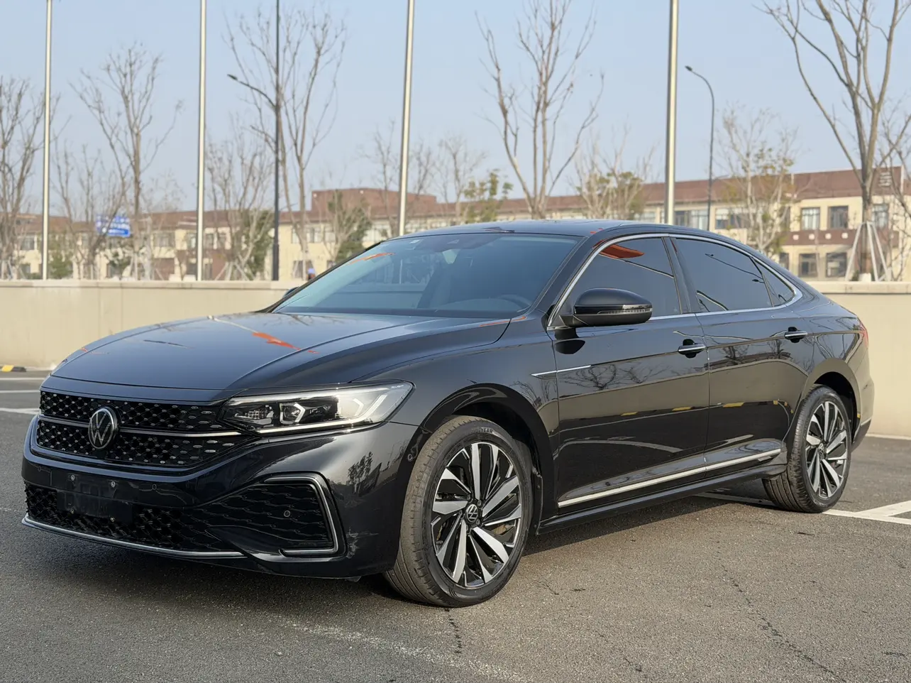 Volkswagen Passat  из Китая