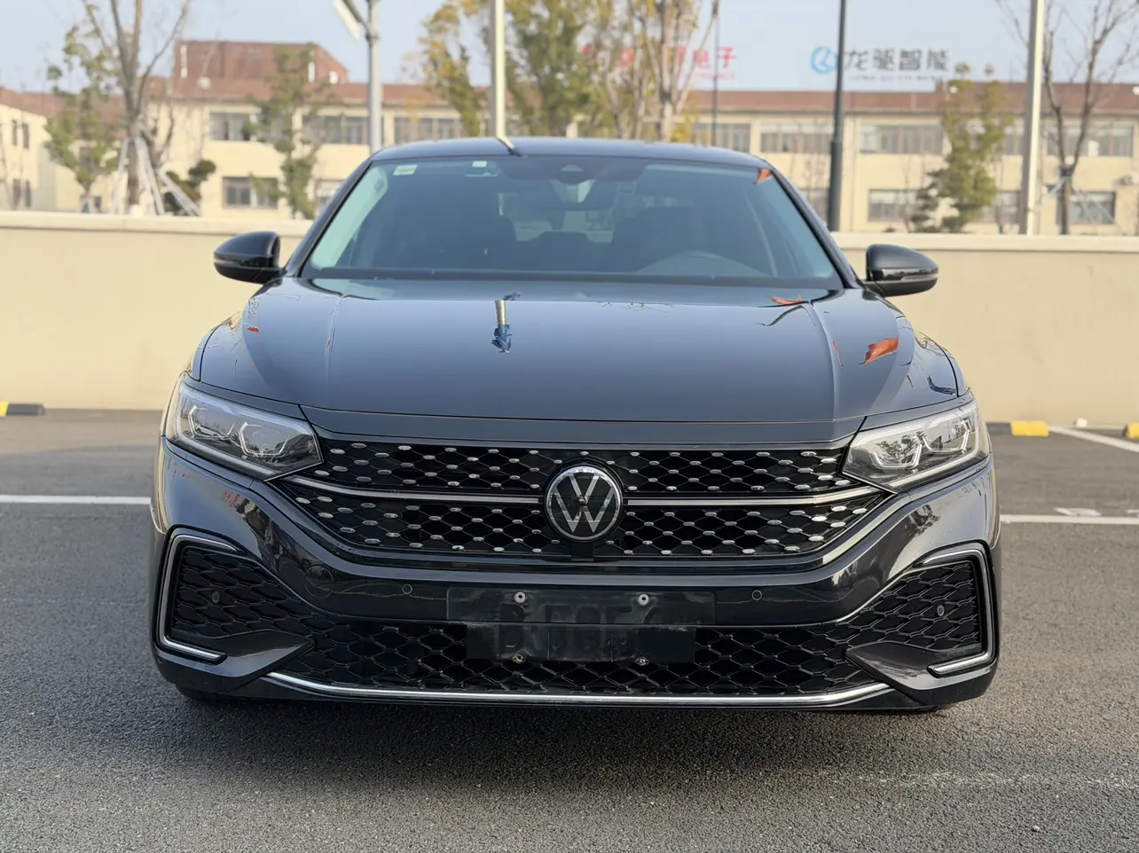 Volkswagen Passat  из Китая