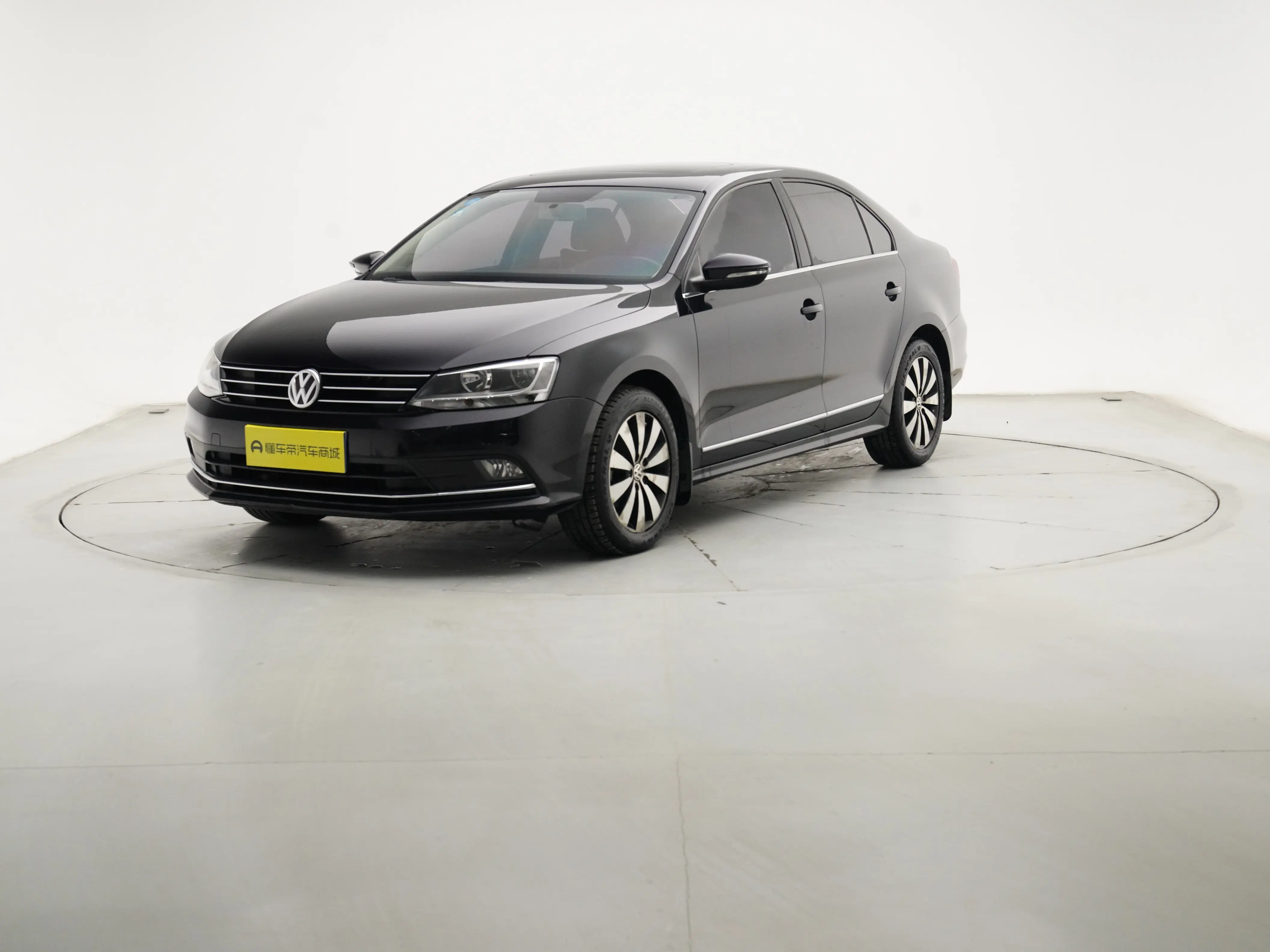 Volkswagen Sagitar  из Китая