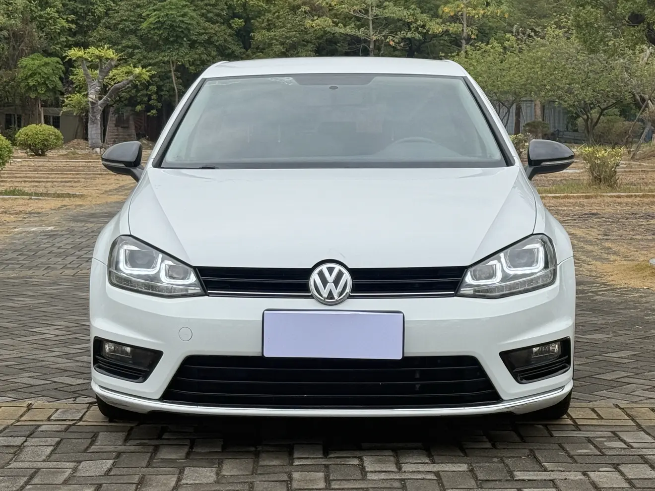 Volkswagen Golf  из Китая