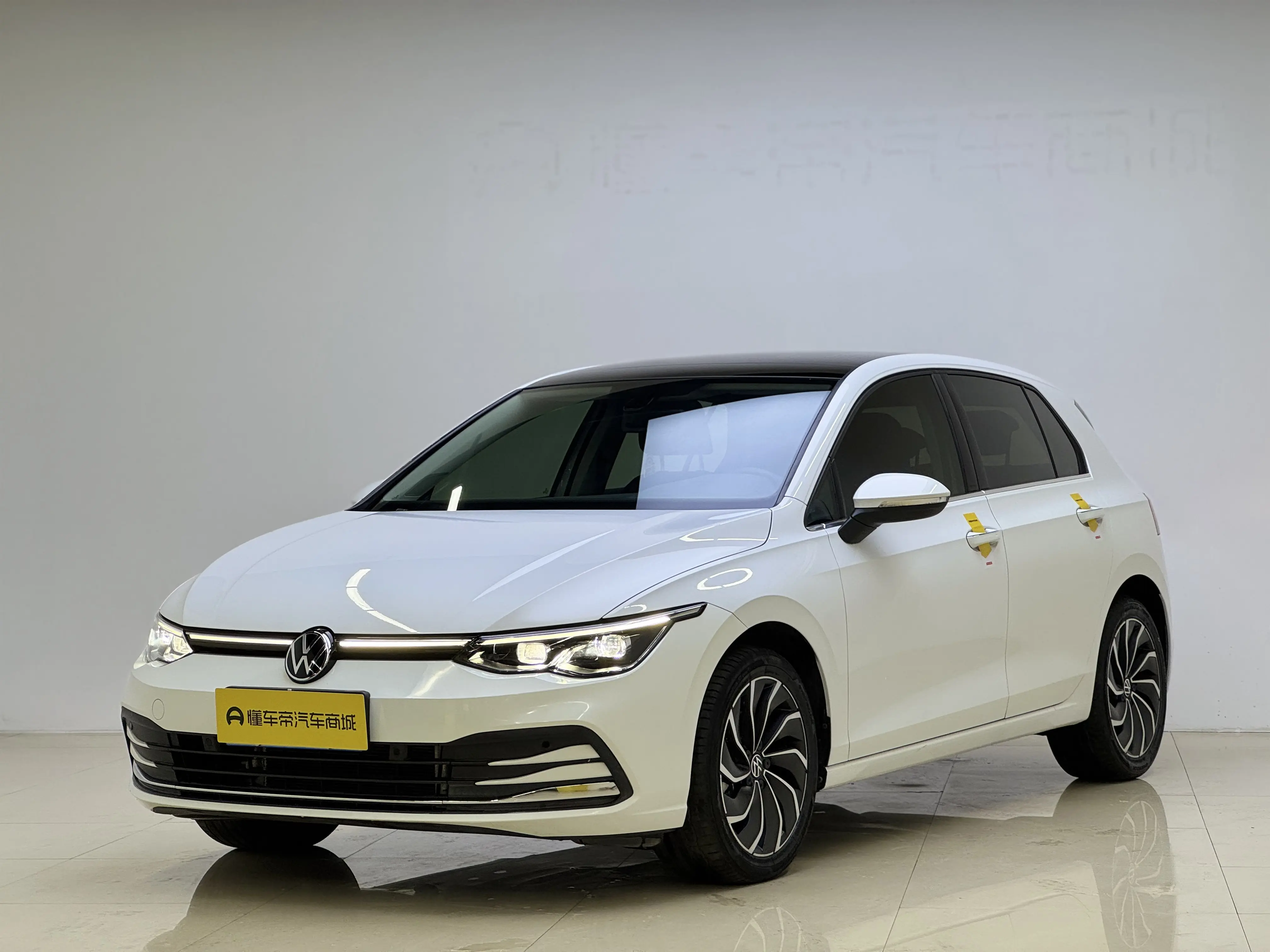 Volkswagen Golf  из Китая