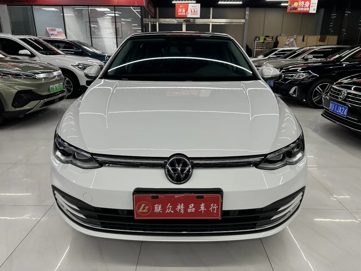 Volkswagen Golf  из Китая