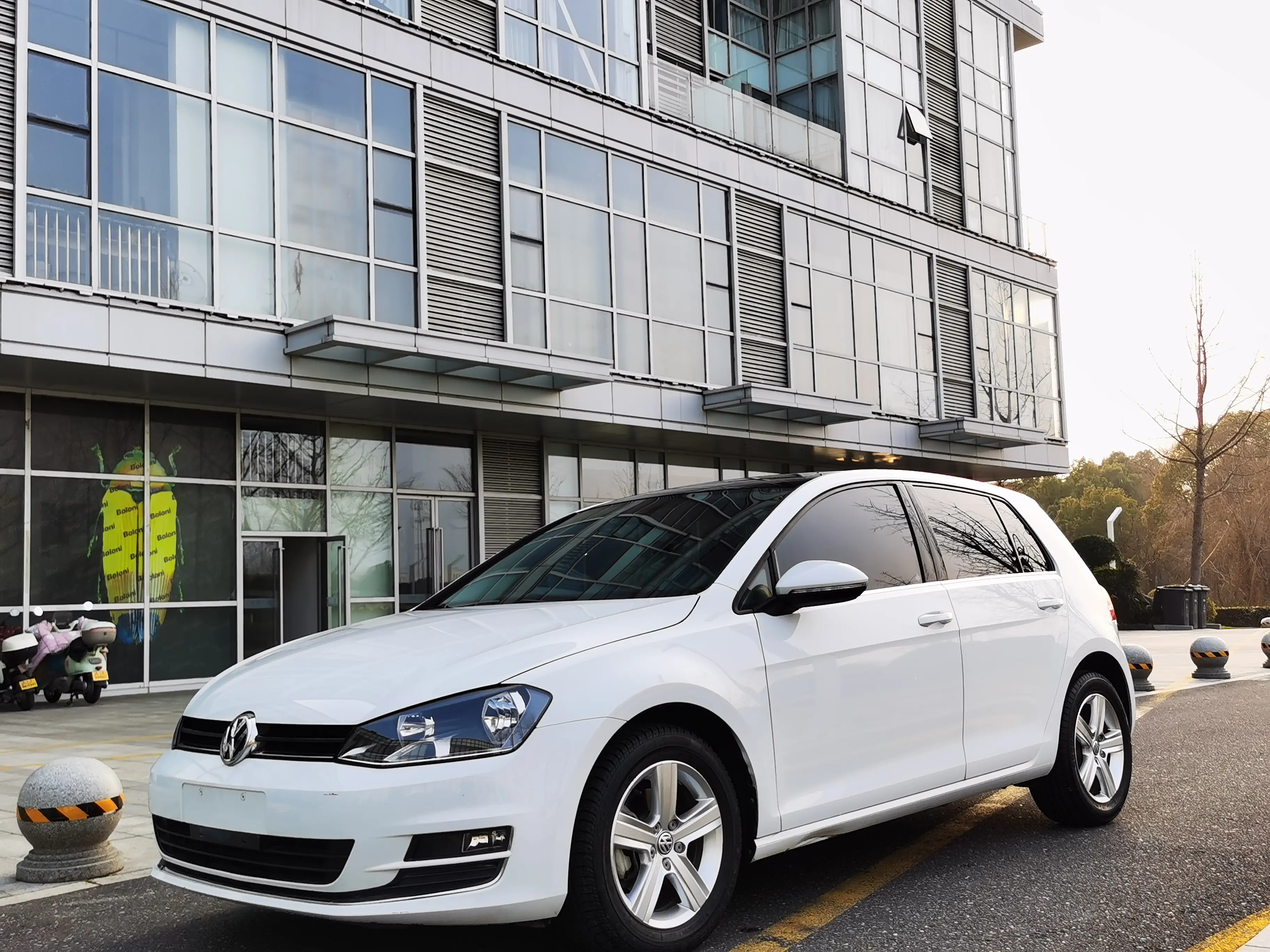 Volkswagen Golf  из Китая