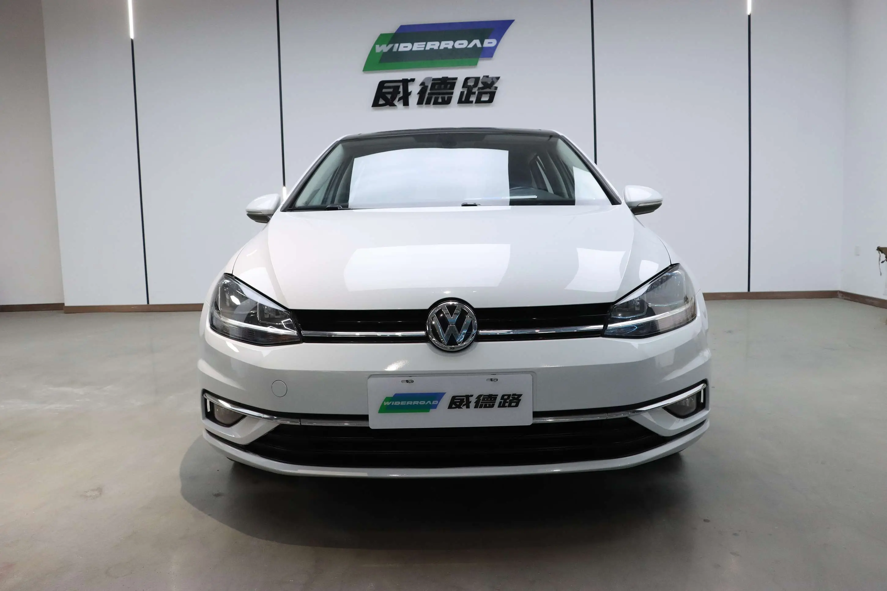Volkswagen Golf  из Китая