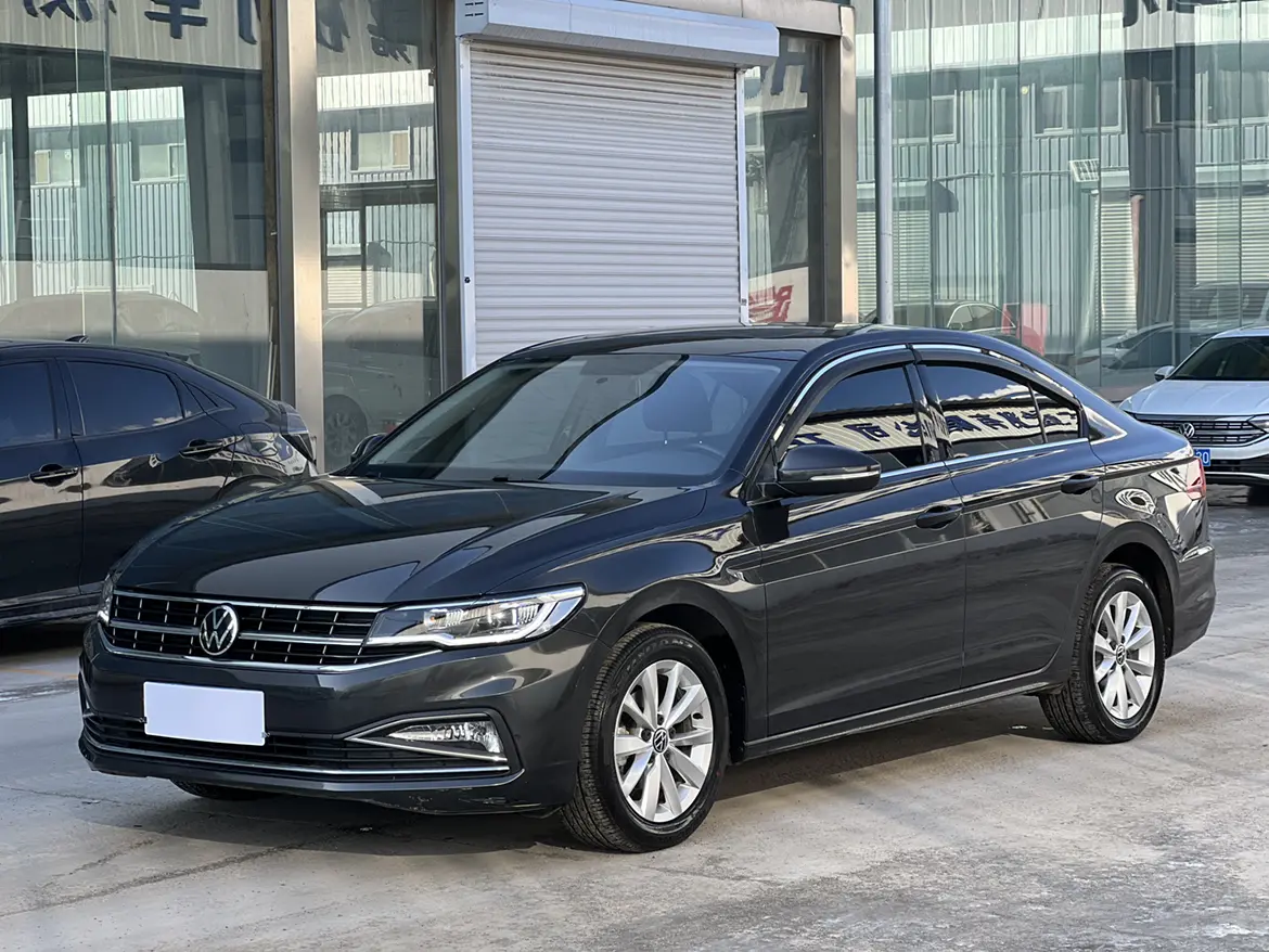 Volkswagen Bora  из Китая