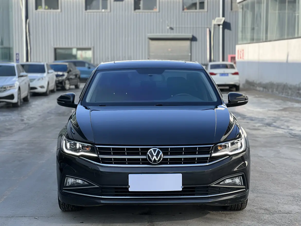 Volkswagen Bora  из Китая