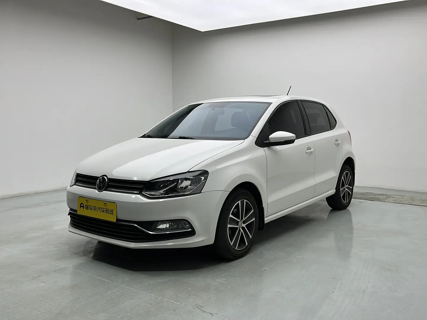 Volkswagen Polo  из Китая