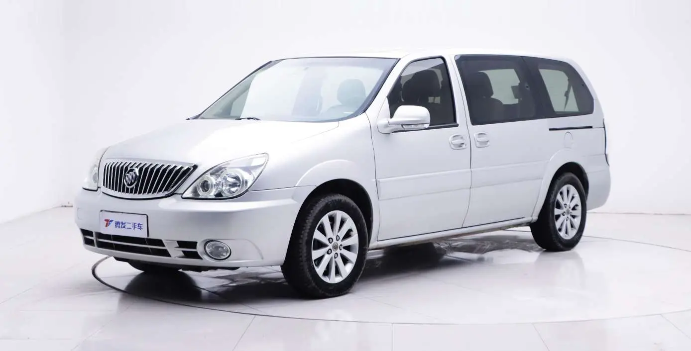 Buick GL8  из Китая