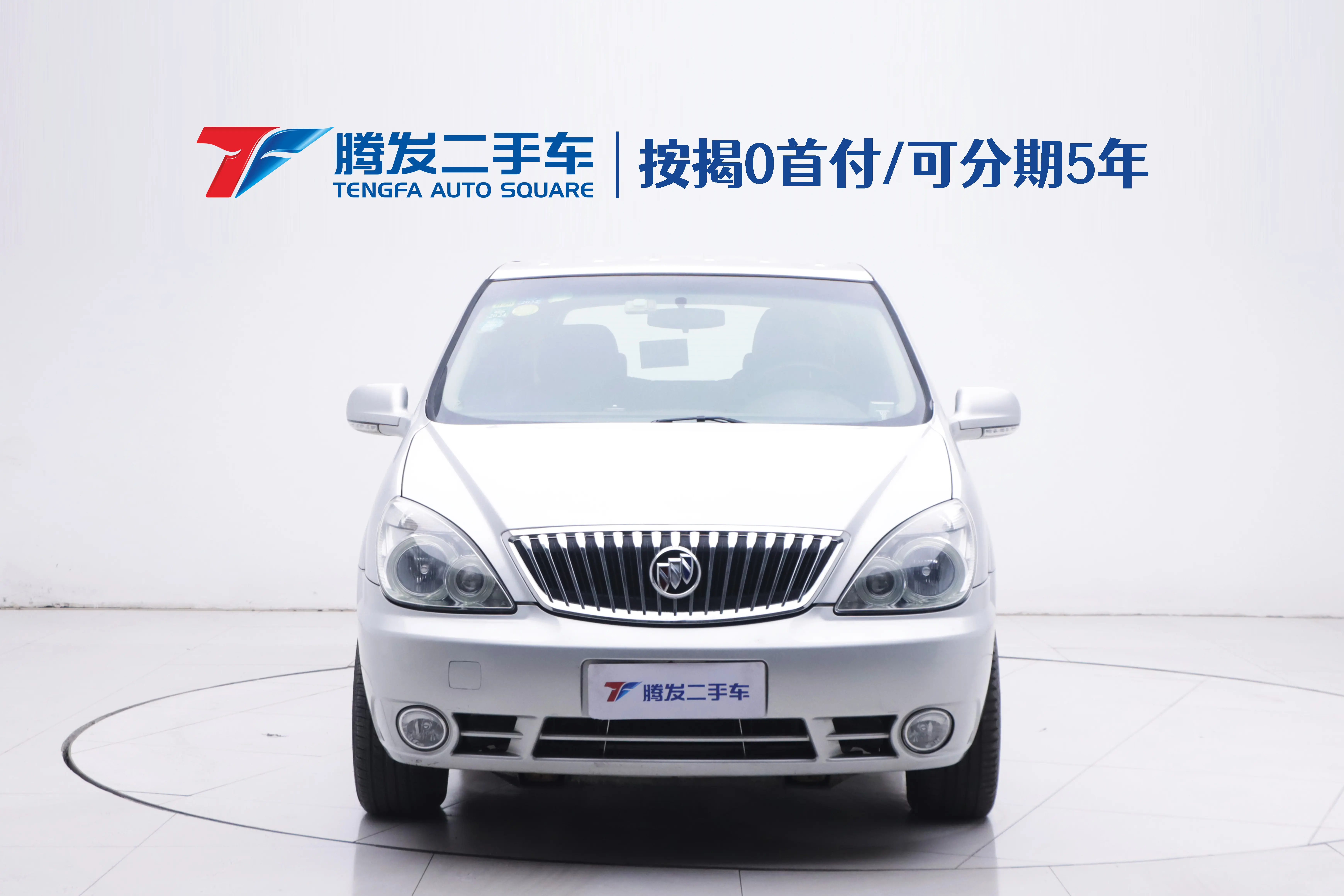 Buick GL8  из Китая