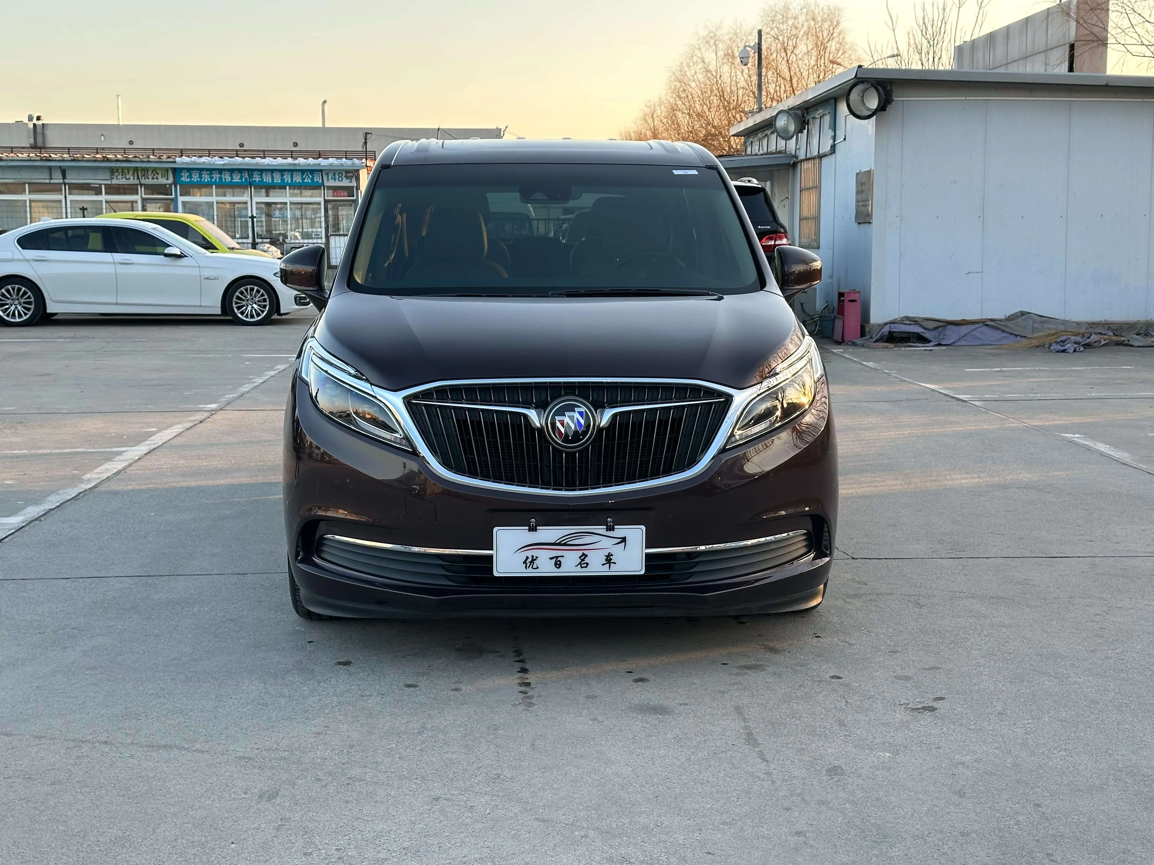 Buick GL8  из Китая