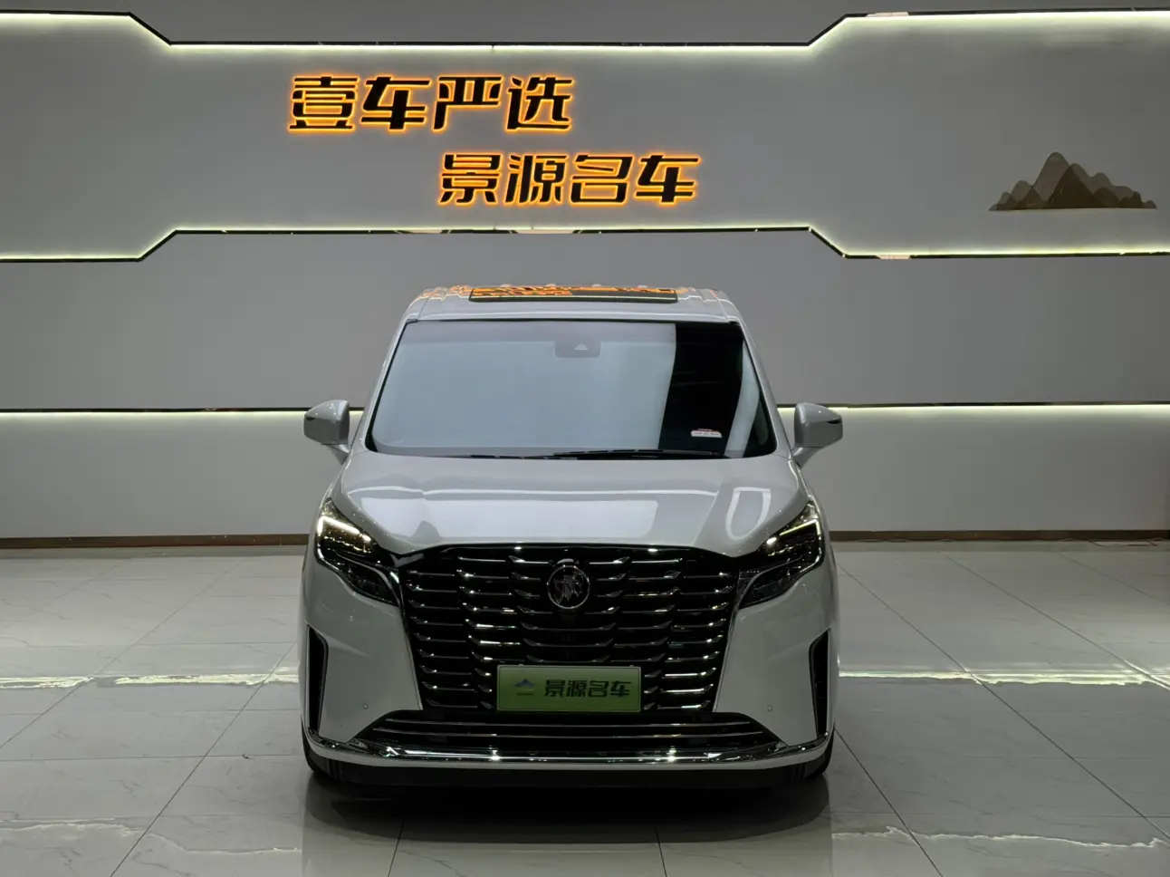 Buick GL8  из Китая