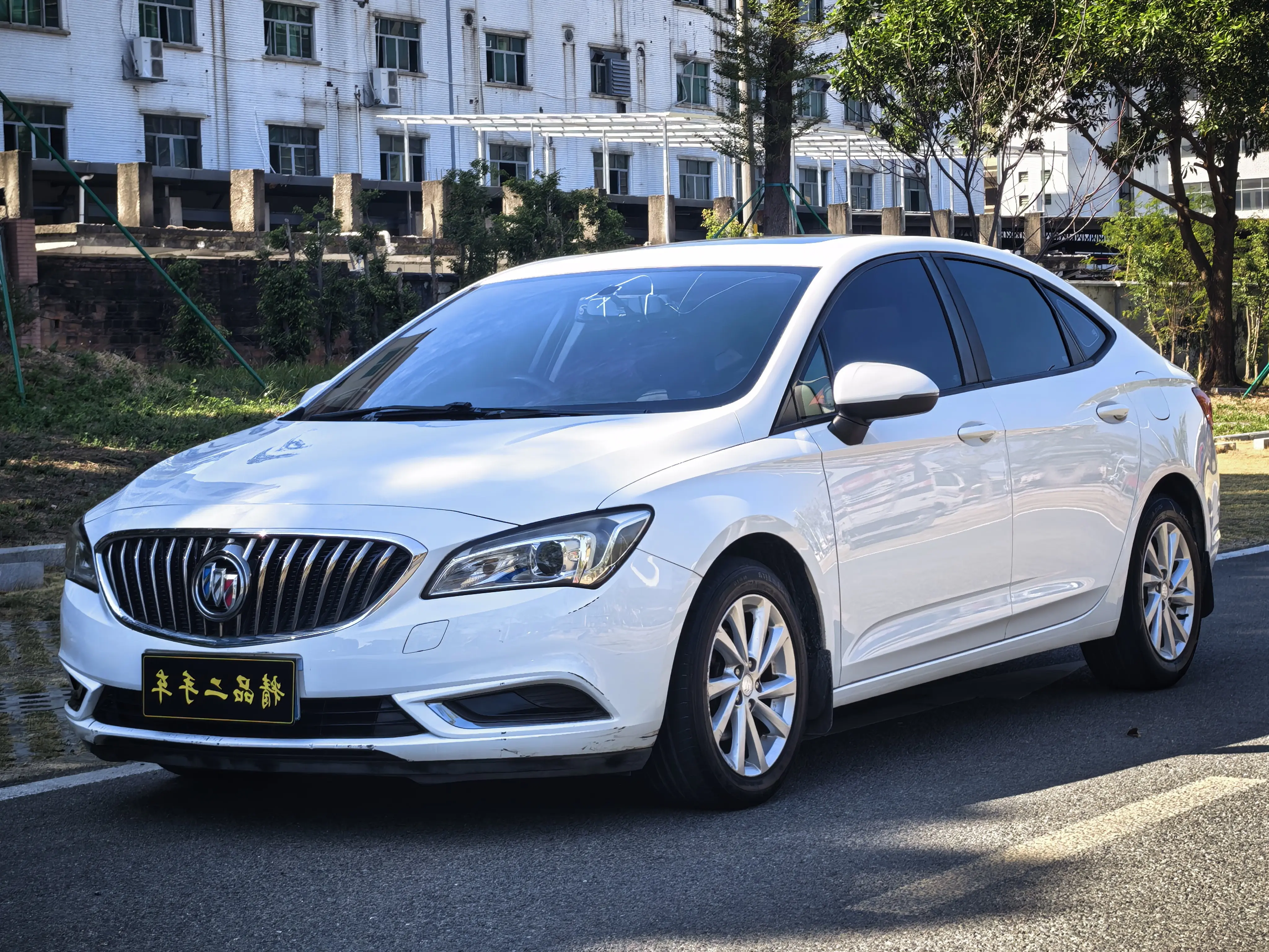 Buick Valeant  из Китая