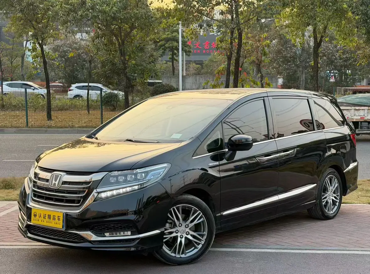 Honda Elysion (Alison)  из Китая