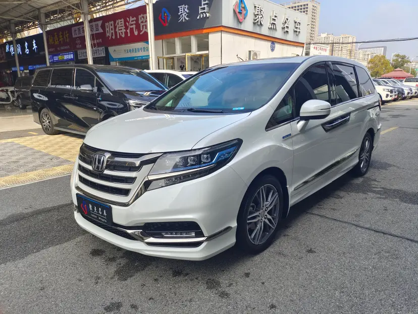 Honda Elysion (Alison)  из Китая