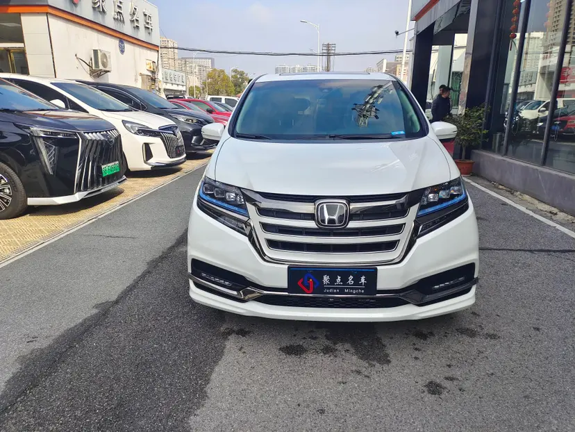 Honda Elysion (Alison)  из Китая