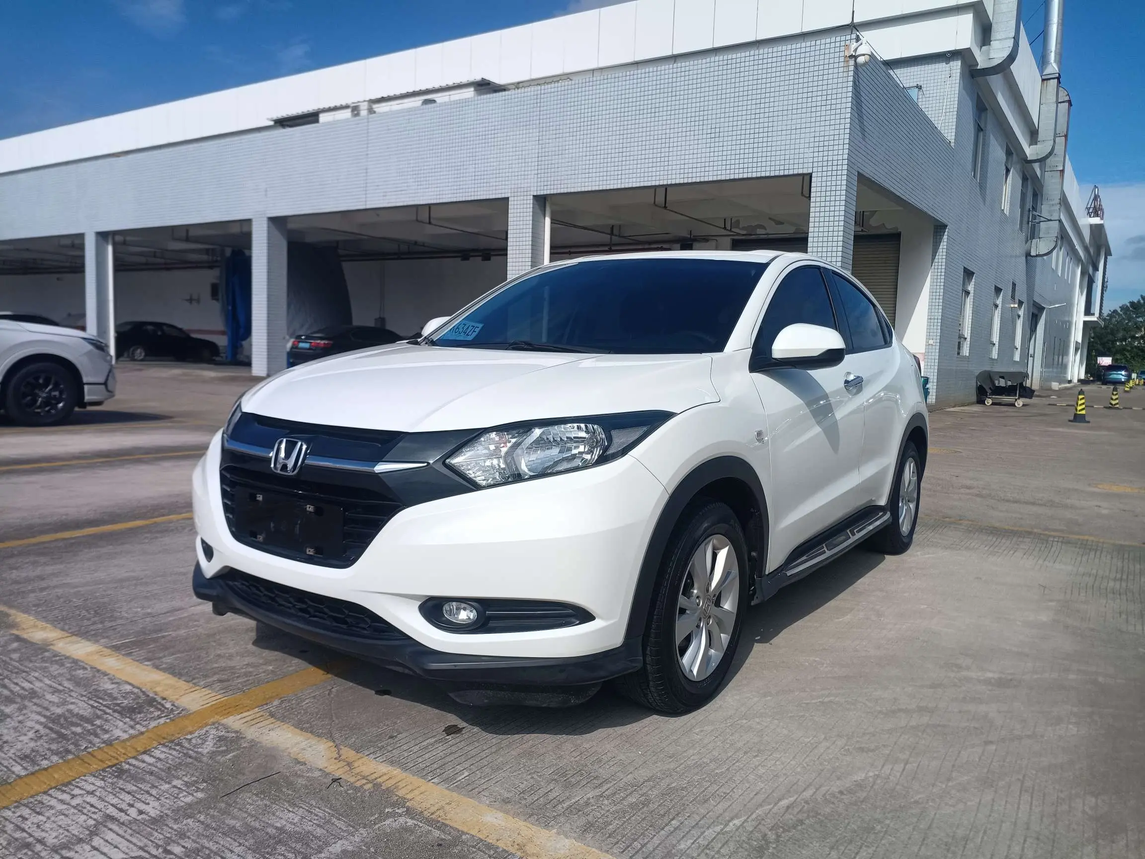 Honda Vezel (Binzhi)  из Китая