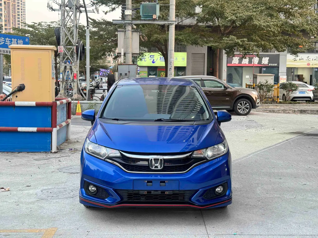 Honda Fit  из Китая