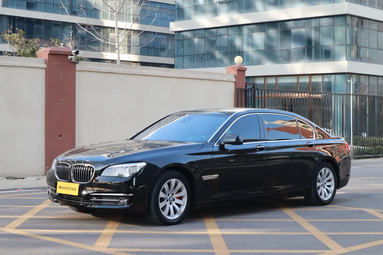 BMW 7 Series  из Китая